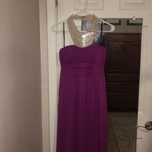 Purple bridesmaid dress with pearl collar